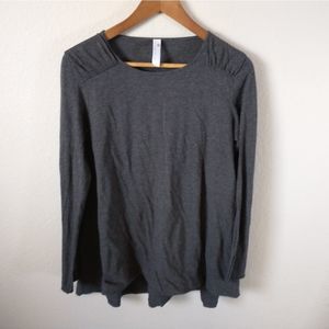 3 for $20 | Indigenous Women's Organic Cotton Top in Heather Grey | M